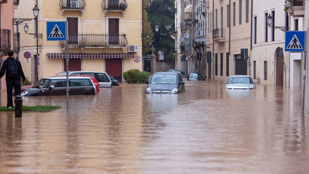 Rischio climatico: l'impatto dei cambiamenti climatici sulle città italiane nel report di Legambiente